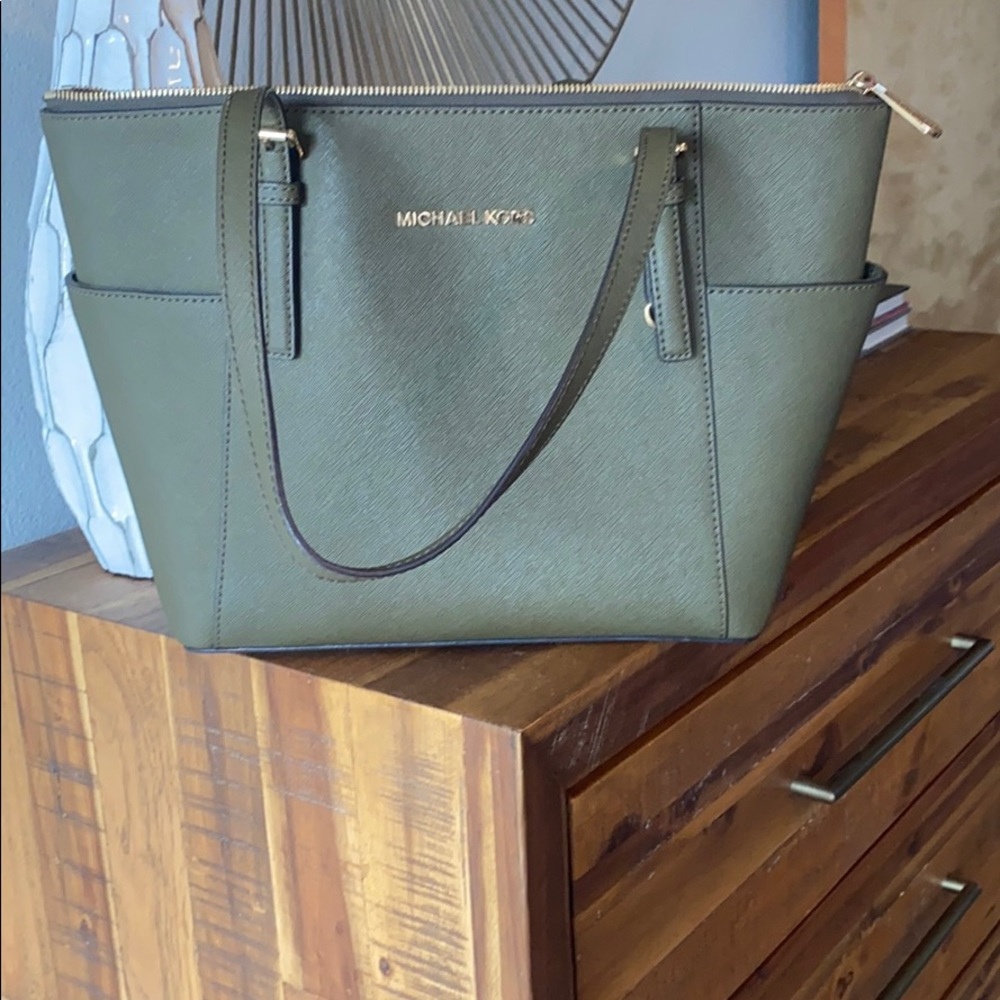 Michael Kors purse